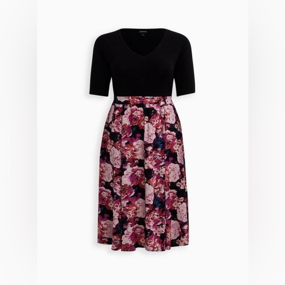 Torrid Black Floral Knit-To-Woven Dress Size 1x - Picture 3 of 15